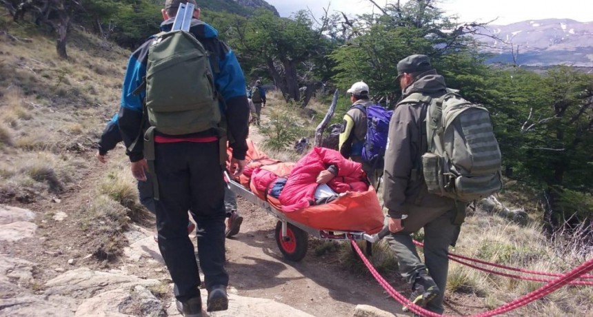 Rescataron a una turista francesa en el sendero de  Cerro Torre