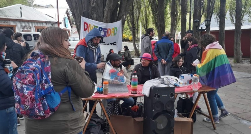 Se festej&oacute; el D&iacute;a de la Diversidad Sexual en El Calafate