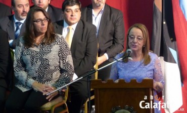Alicia pidi&oacute; ayuda a Naci&oacute;n para sostener env&iacute;o de fondos y proyecto de represas