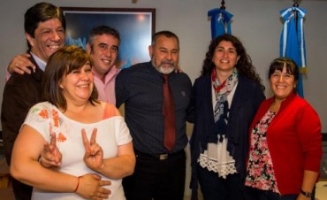 Nuevos concejales debutan en sesi&oacute;n extraordinaria
