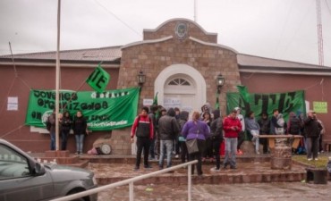 Se agranda el conflicto con el nuevo gobierno y hay rumores de cierre del CIC.