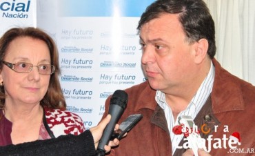 Intendente Belloni se reuni&oacute; con la gobernadora