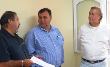 Intendente pidi&oacute; que C&aacute;mara de Comercio y otros actores opinen sobre represas