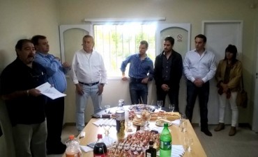 C&aacute;mara de Comercio mantiene su postura sobre represas