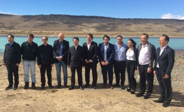 Costa sobre la reactivaci&oacute;n de las obras de las represas.