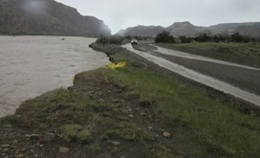 El R&iacute;o de las Vueltas avanza hacia la Ruta 41