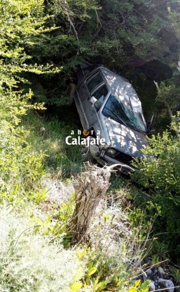 El Chalt&eacute;n: Se desbarranc&oacute; una camioneta 