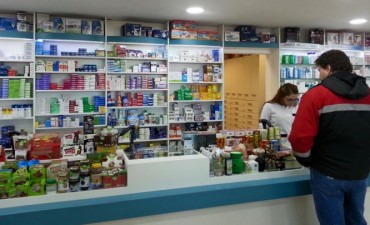 Cadena de farmacias suspende la atención a la CSS