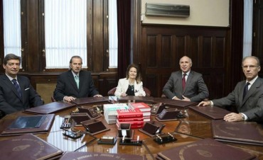 &iquest;Buena o mala noticia? La Corte Suprema par&oacute; las obras de las represas.