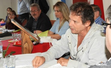 Costa pidi&oacute; a los radicales salir a bancar al gobierno de Cambiemos