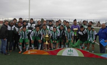 Academia Ca&ntilde;ad&oacute;n jug&oacute; la Copa Ciudad de R&iacute;o Gallegos