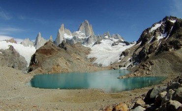 Voluntarios trabajan en la mejora de senderos en El Chalten