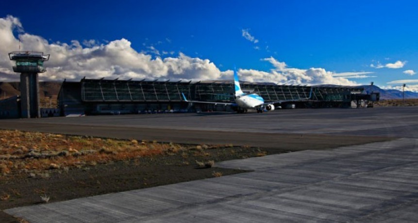 Aeropuerto recupera su actividad