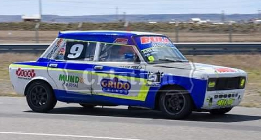 Alexis Bull y Etura ganaron en el automovilismo de Gallegos