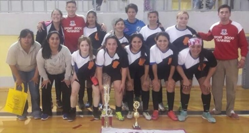 Se jug&oacute; la 3era Copa Challenguer Eva Marchand de Futsal femenino