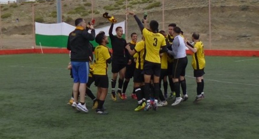 Ferro empat&oacute; y clasific&oacute; al Torneo Regional Federal Amateur