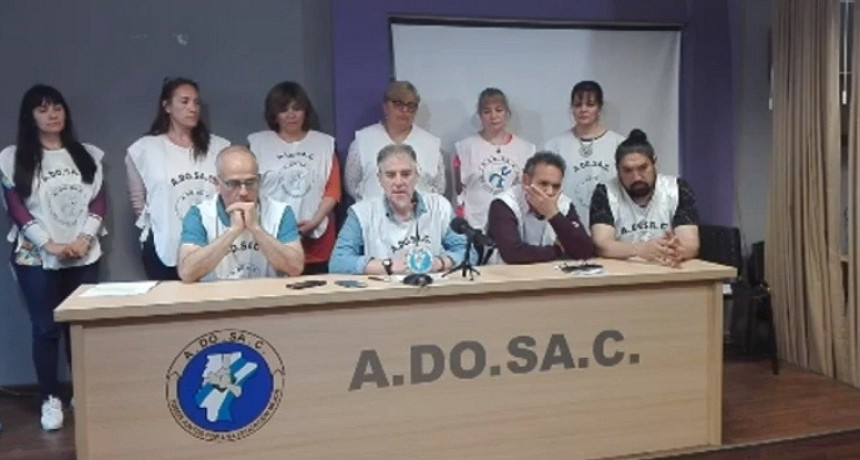 Estall&oacute; la pol&eacute;mica por la instalaci&oacute;n del presentismo a docentes  