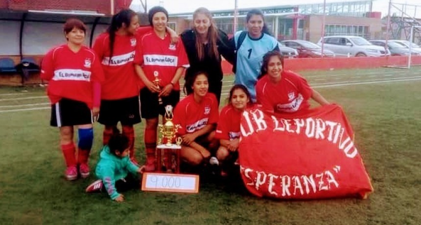 Deportivo Esperanza CAMPE&Oacute;N del F&uacute;tbol Suizo Femenino