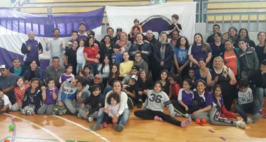 Hockey sobre Patines: Ex arquera de la selecci&oacute;n Argentina se queda en El Calafate