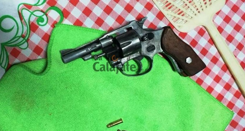 Hombre a los tiros en plena calle