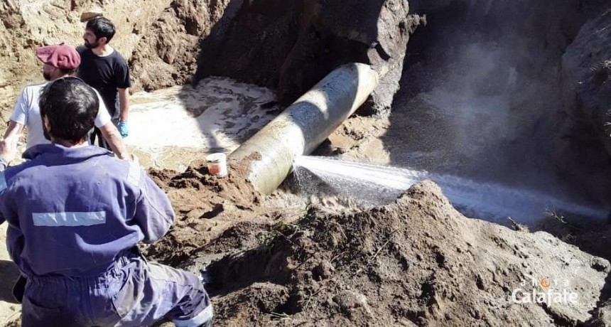 Acueducto. Una  nueva fisura en el ca&ntilde;o demora el abastecimiento 